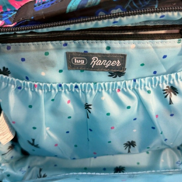 Lug RANGER 2 Resort Crossbody Black/floral - Picture 4 of 5